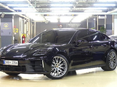 PORSCHE PANAMERA - 5