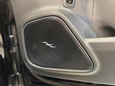 2025 Mercedes-BENZ GLB — миниатюра 25