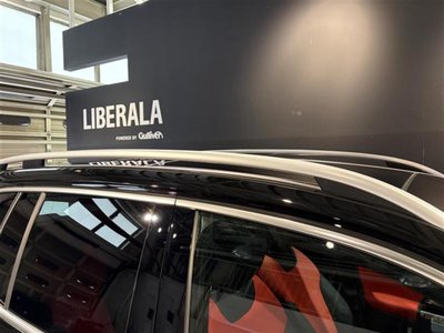 2025 Mercedes-BENZ GLB — миниатюра 24
