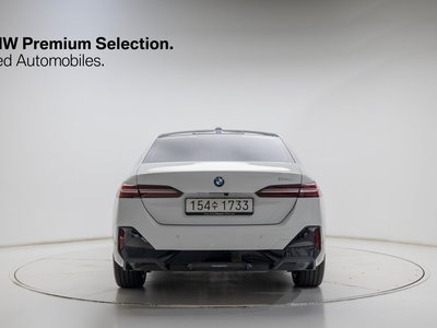 صورة 3 لـ 2026 BMW 5 SERIES