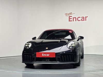 صورة 2 لـ 2025 Porsche 911