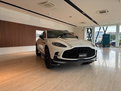 2026 Aston Martin DBX 照片 6
