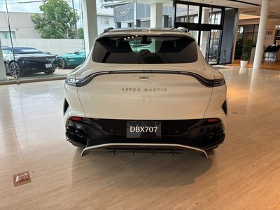 2026 Aston Martin DBX 照片 10