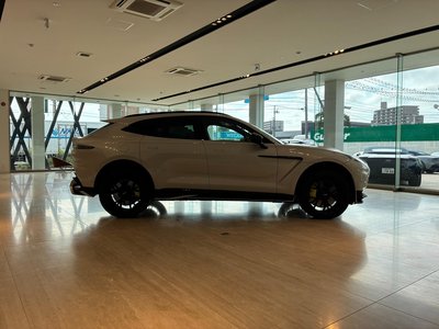 2026 Aston Martin DBX 照片 8
