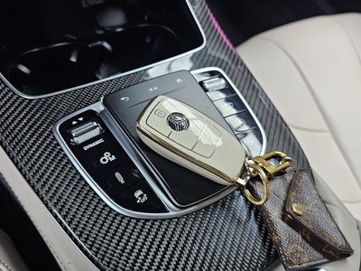 MERCEDES-BENZ CLS - 9