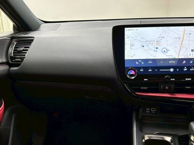 2023 Lexus NX thumbnail 51