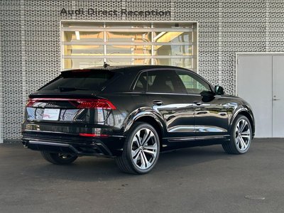 AUDI Q8 - 4