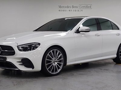 MERCEDES-BENZ E-CLASS - 1