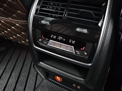 2023 BMW X5 thumbnail 25
