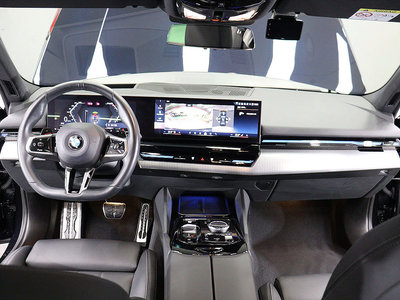BMW 5 SERIES - 6