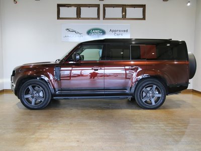 LAND ROVER DEFENDER - 3