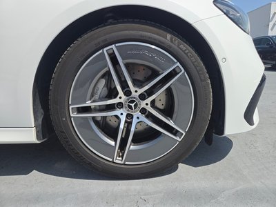 MERCEDES-BENZ E-CLASS - 6