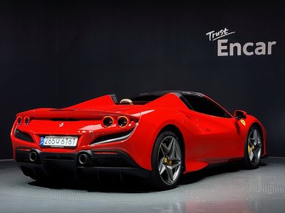 صورة 4 لـ 2022 FERRARI F8 SPIDER