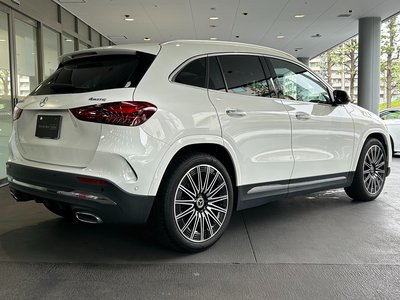 MERCEDES-BENZ GLA - 3