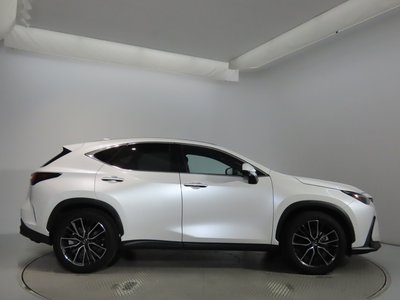 LEXUS NX - 4