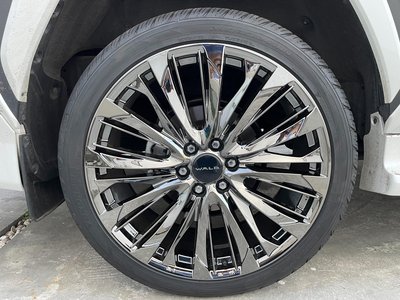 TOYOTA LAND CRUISER 300 - 2