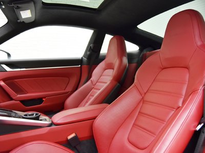 PORSCHE 911 - 9