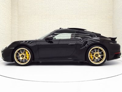 PORSCHE 911 - 6