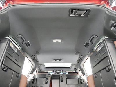 صورة مصغرة 33 لـ 2016 Toyota LAND CRUISER 200