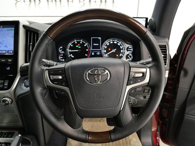 صورة مصغرة 20 لـ 2016 Toyota LAND CRUISER 200