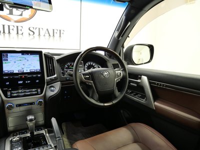 صورة مصغرة 66 لـ 2016 Toyota LAND CRUISER 200