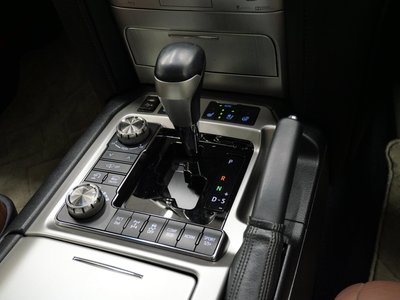 صورة مصغرة 70 لـ 2016 Toyota LAND CRUISER 200