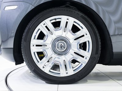 ROLLS-ROYCE CULLINAN - 7