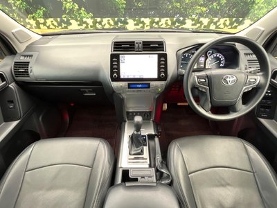 TOYOTA LAND CRUISER PRADO - 2