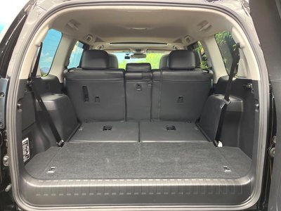 TOYOTA LAND CRUISER PRADO - 10