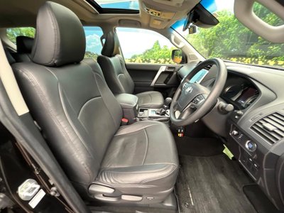 TOYOTA LAND CRUISER PRADO - 7