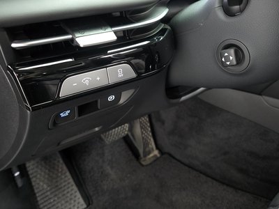 2024 Genesis G80 (RG3) thumbnail 27