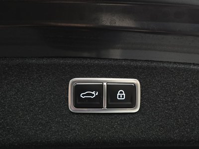 2024 Genesis G80 (RG3) thumbnail 23