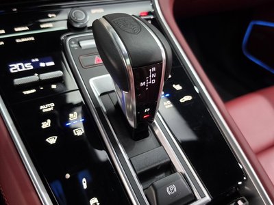 2023 Porsche PANAMERA 照片 9
