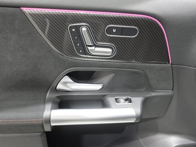 صورة مصغرة 30 لـ 2025 Mercedes-BENZ GLA