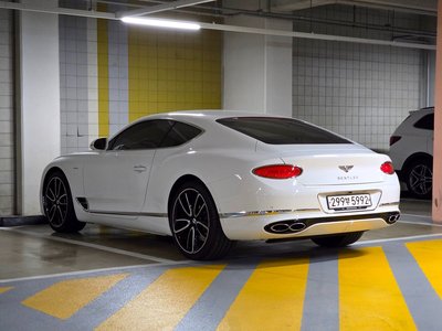 BENTLEY CONTINENTAL - 3