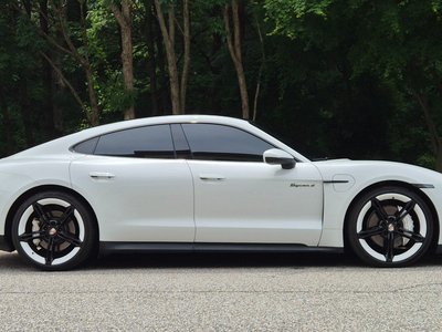 2021 Porsche TAYCAN 照片 6
