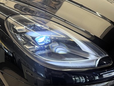 PORSCHE MACAN - 3