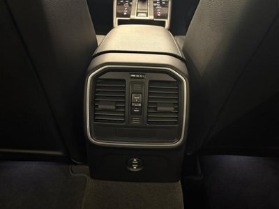 صورة مصغرة 31 لـ 2021 Porsche MACAN