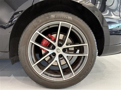 صورة 7 لـ 2021 Porsche MACAN