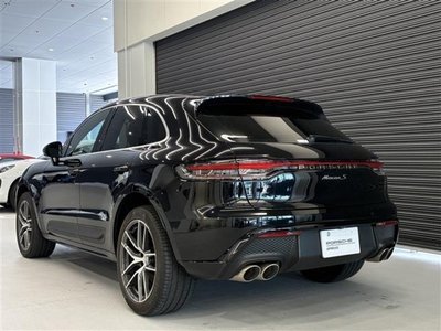 صورة 2 لـ 2021 Porsche MACAN