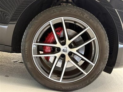 صورة 9 لـ 2021 Porsche MACAN