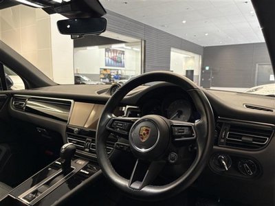 صورة مصغرة 16 لـ 2021 Porsche MACAN