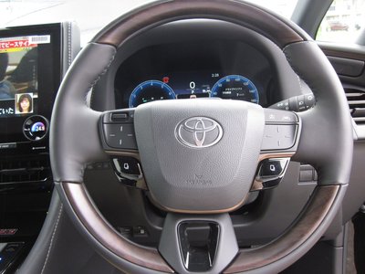 TOYOTA ALPHARD - 4