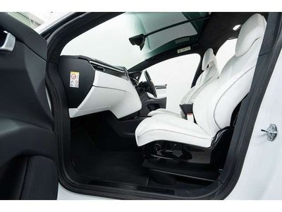 2017 Tesla MODEL X 缩略图 37