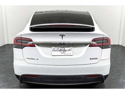 2017 Tesla MODEL X — фото 3