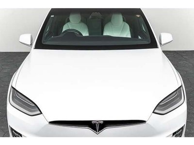 2017 Tesla MODEL X — фото 7