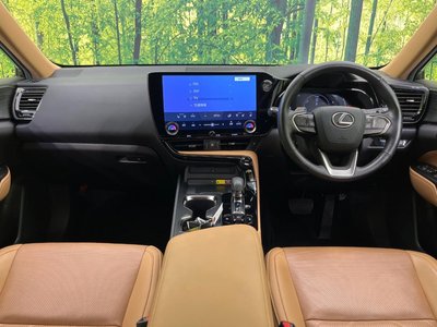 2023 Lexus NX photo 2