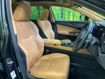 2023 Lexus NX photo 8
