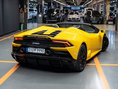 LAMBORGHINI HURACAN - 4
