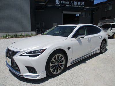 صورة 1 لـ 2023 Lexus LS